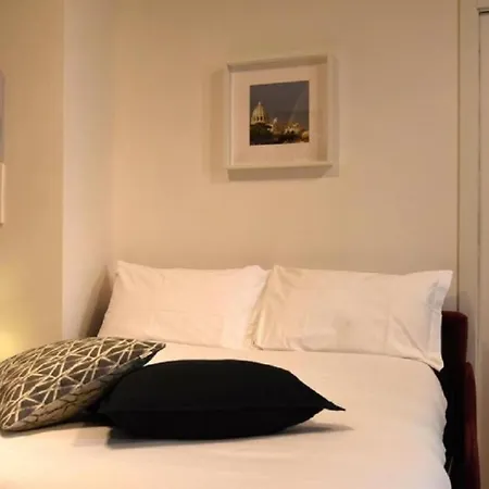 Lg - Near Vatican City, * Roma