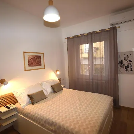 Lg - Near Vatican City, Daire Roma